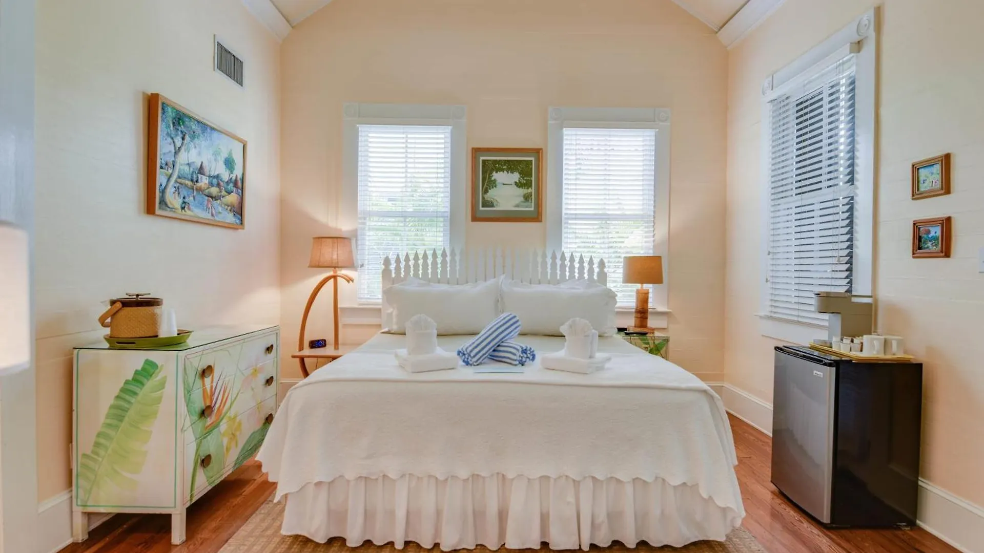 The Delaney House By Brightwild - Private Pool Villa Key West